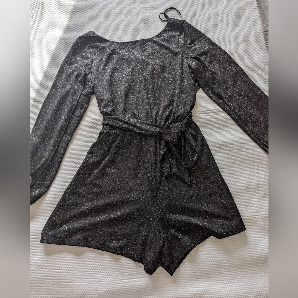 BCBG Paris Women's Sparkly Tied Waist Romper with Split Sleeves size L. - Picture 5 of 12